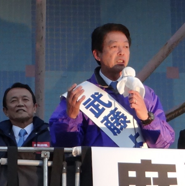 12.10 麻生副総理とともに街頭演説